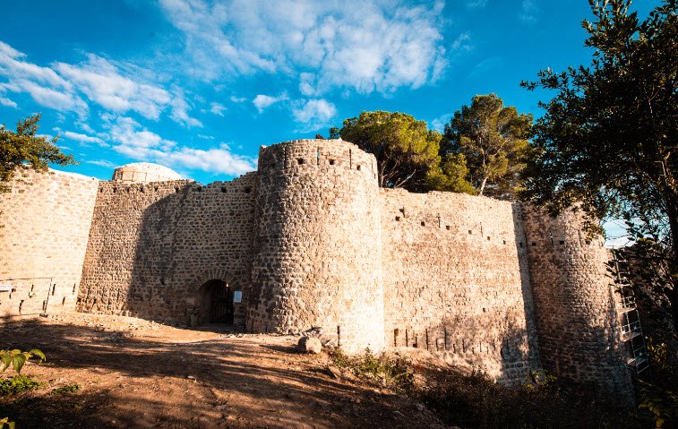 Château des Guilhem, Clermont-l'Hérault, France, France